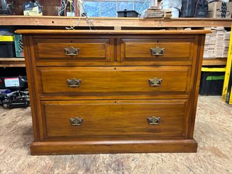 4 Drawer Solid Wood Dresser