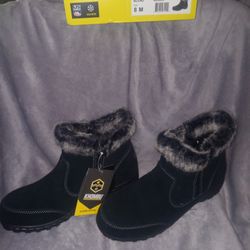 Khombu Boots.