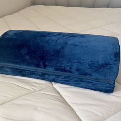 (new) StepLively Foot Rest.  Adjustable Height 