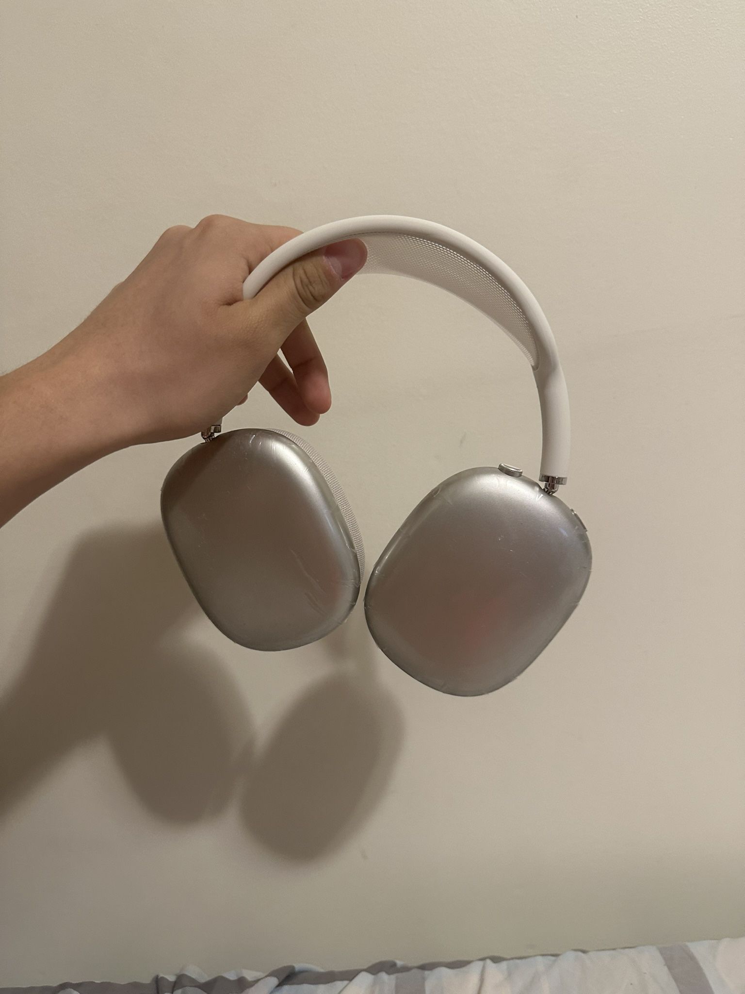 Apple AirPods Max Starlight USB-C | Charger included | Bluetooth | FAST Shipping