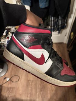 Air Jordan Mids Size 10.5