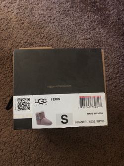 Used Small infant baby uggs
