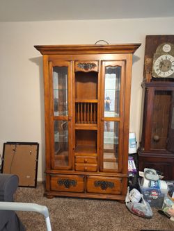 Solid wood lighted display hutch / china cabinet glass shelves beautiful