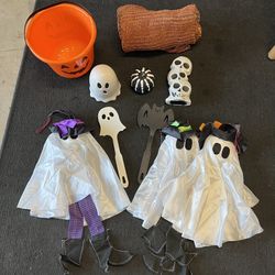 Halloween decor bundle
