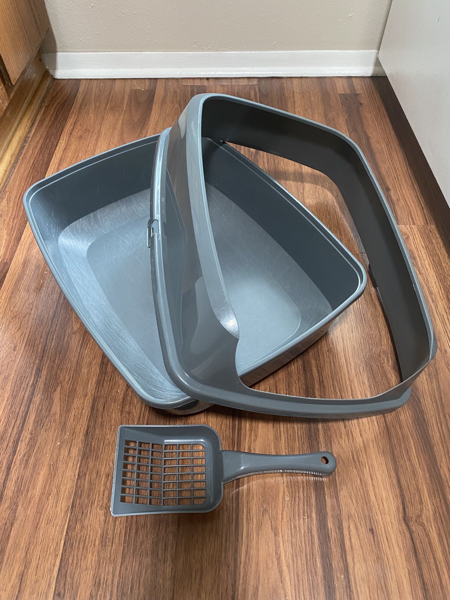 Cat Litter Box & Scratch/Ball Toy