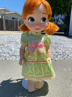 Disney Store Frozen 2 Animator Collection Anna Doll Little Anna Green Dress no shoes