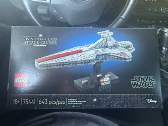 Attack Cruiser Lego Set