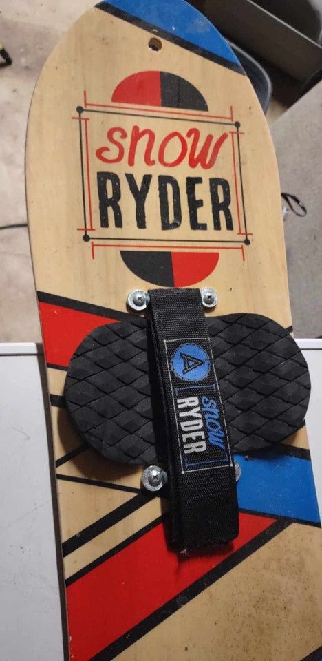 Snow Ryder Snowboard 