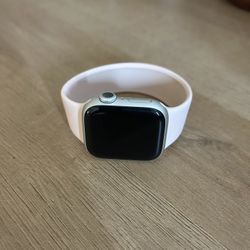 Apple Watch Series 8