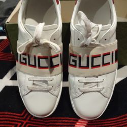Gucci Shoes 