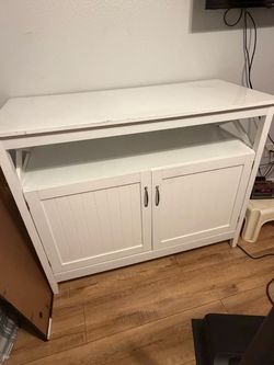 White Wood TV Stand with Cabinet