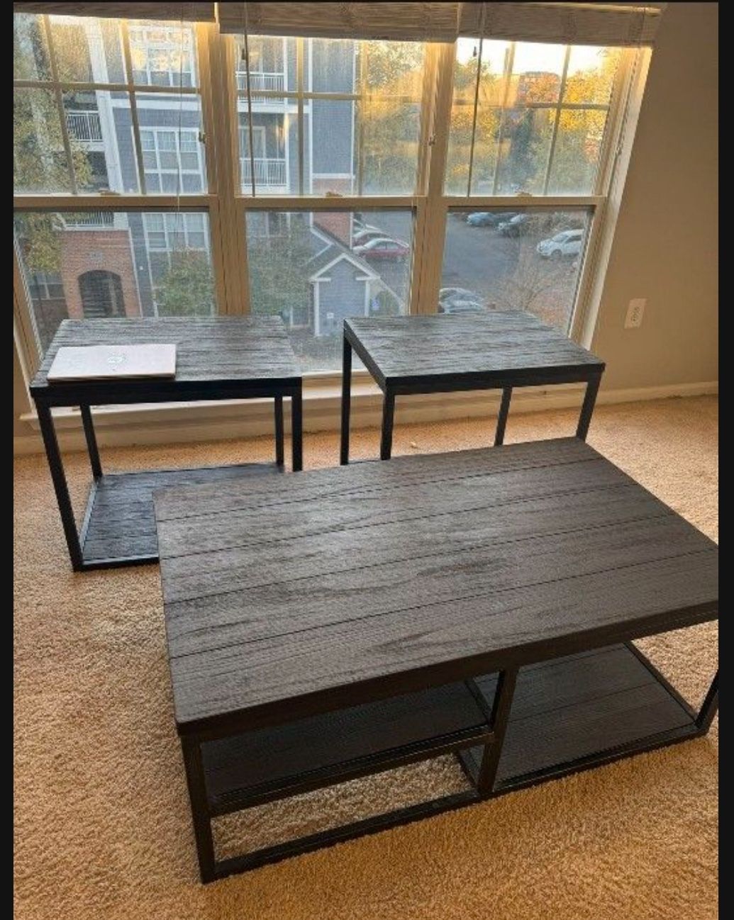 3 Set Table.