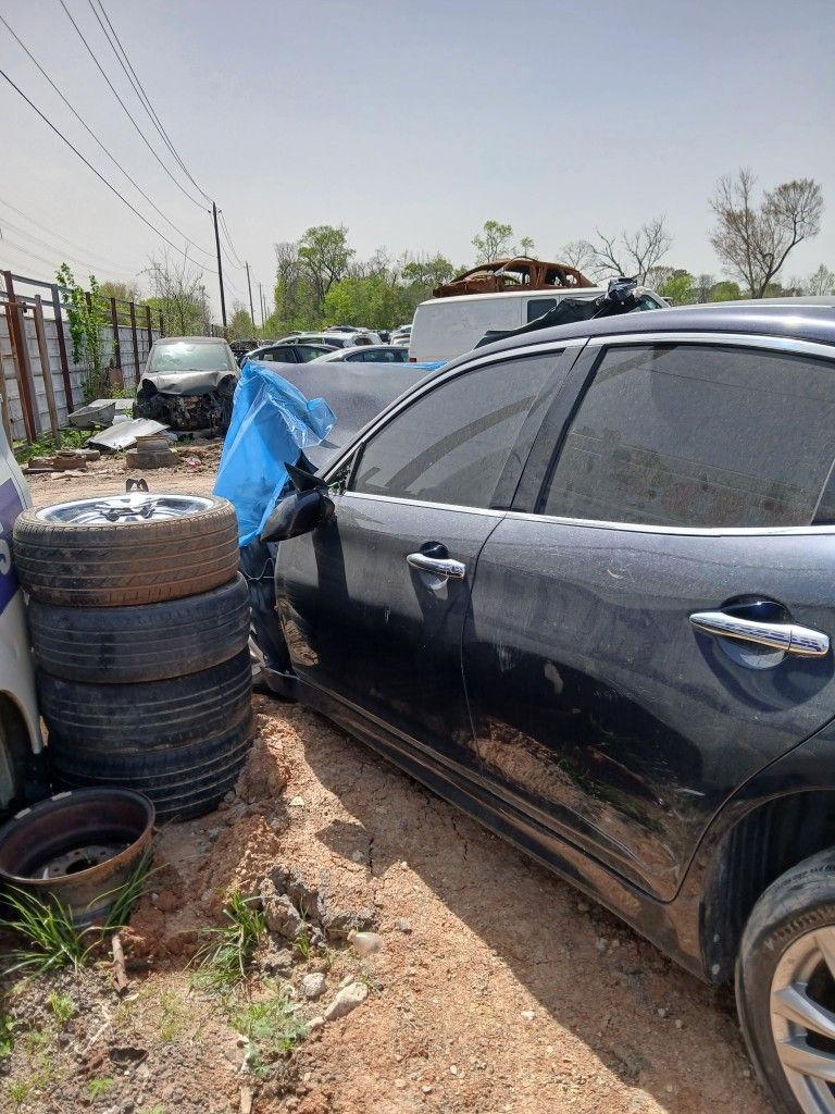 2016 Infiniti Q70 Parts 