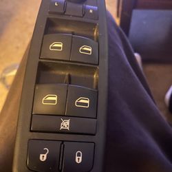 Brand New Drivers Side Window Switch Caravan