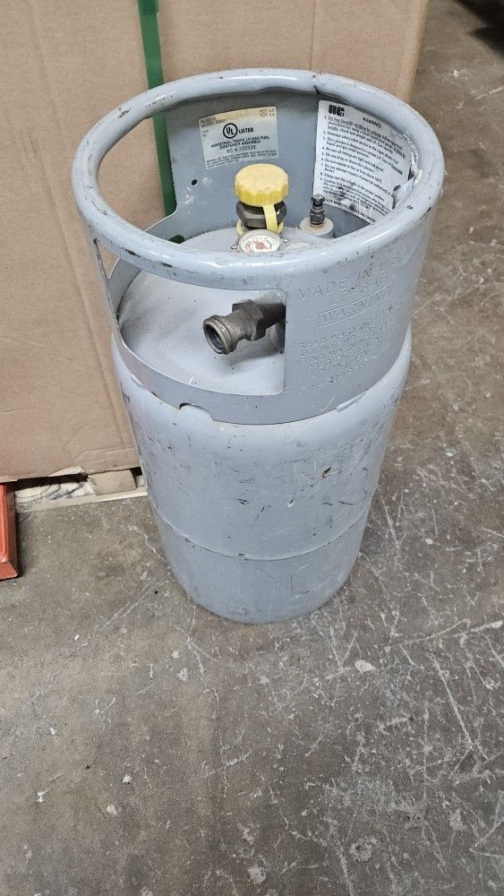 Forklift Propane Tank - Filled