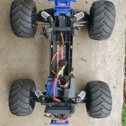 RC Car Traxxas Stampede 