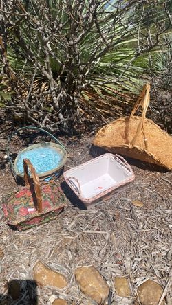 4 baskets