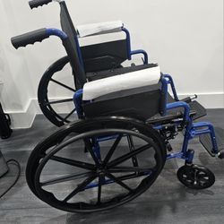 Chair with wheels 