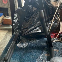 Black Guitar stand