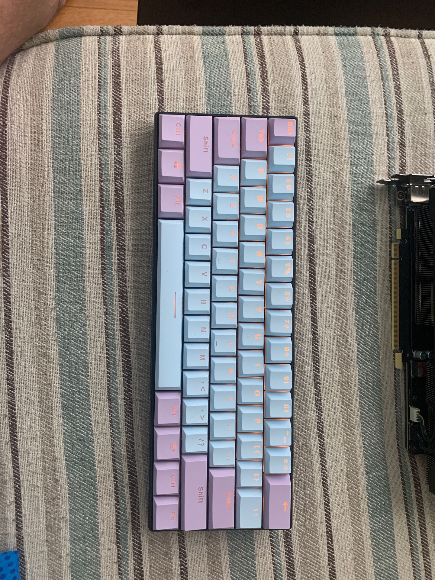 RK61 Bluetooth Keyboard w/ Custom Keycaps