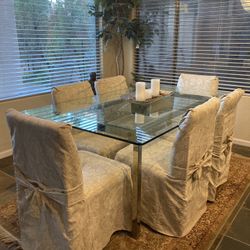 Dining Room Table &  6 Upholstered Chairs