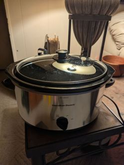 Hamilton Beach 10qt Slow Cooker - Silver: Large Stoneware Pot, 4 Knob Settings, Stay-Cool Handles, 450W, Hand Wash