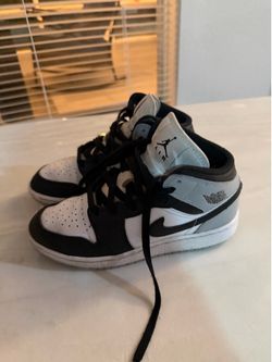 Air Jordan 1 size 4.5 youth