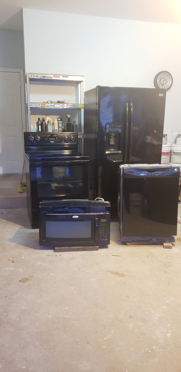  Complete  kitchen  appliance  set  for Sale in Miami FL OfferUp