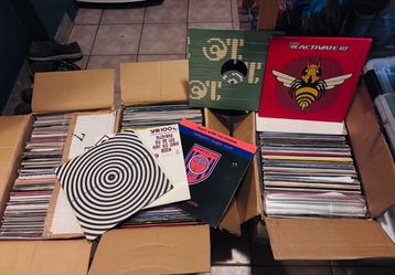 Large Lot of Vinyl Records