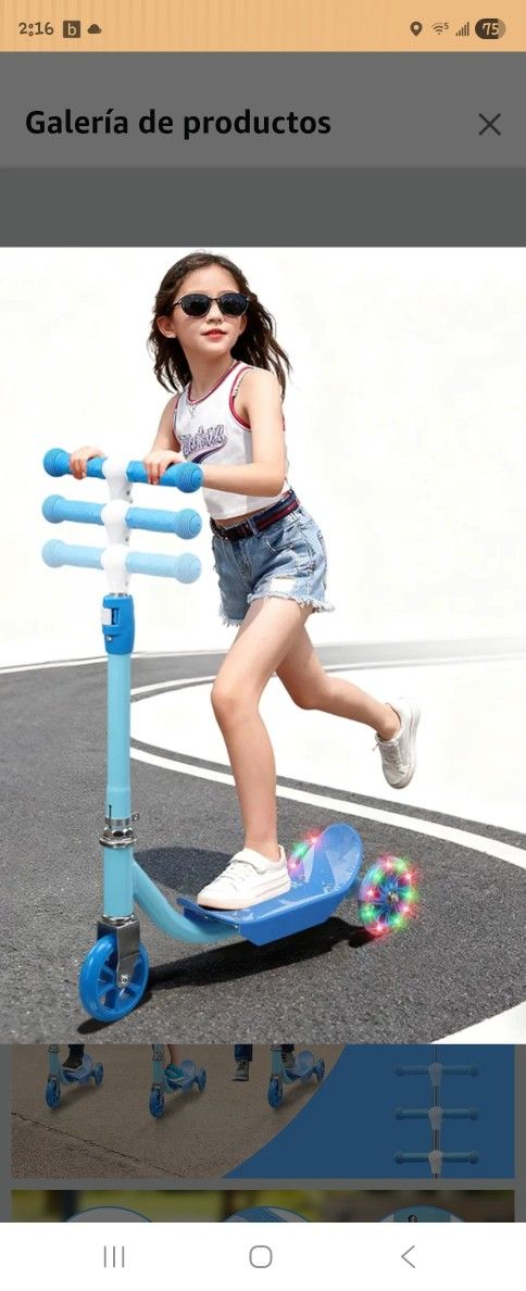 Kids Kiks Scooter LED Lighted 3 Wheels 