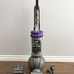 Dyson Cinetic Big Ball Animal Vacuum Cleaner Preowned