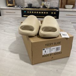 Yeezy Bone Slides