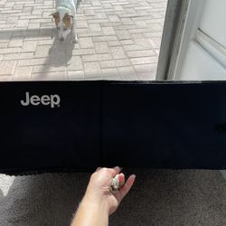 Jeep organizer