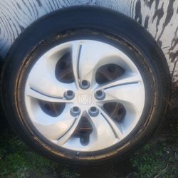 Whees. 2014 Honda Civic