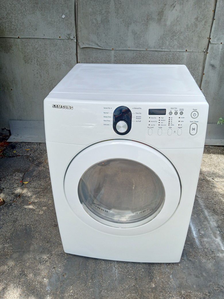 Samsung Dryer Machine $260