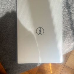 Dell Inspiron cORE i5 8th Gen
