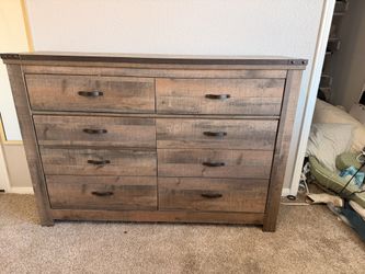 Dresser- 6 Drawer
