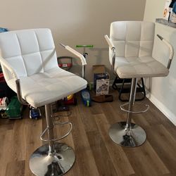 Set Of 2 Contemporary Style Bar Stools 