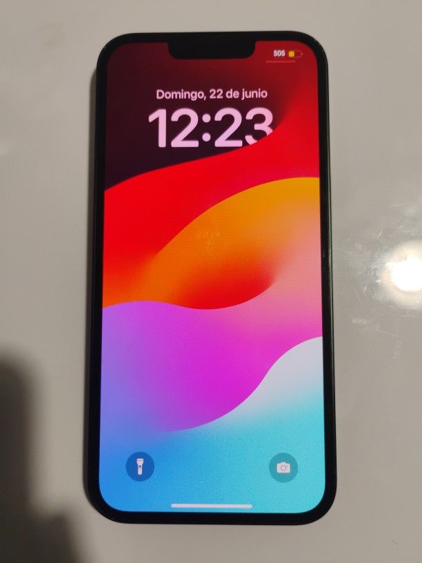 iPhone 13