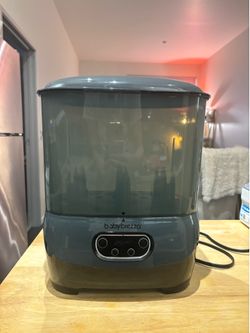 Baby Brezza Bottle Sterilizer and Dryer Advanced