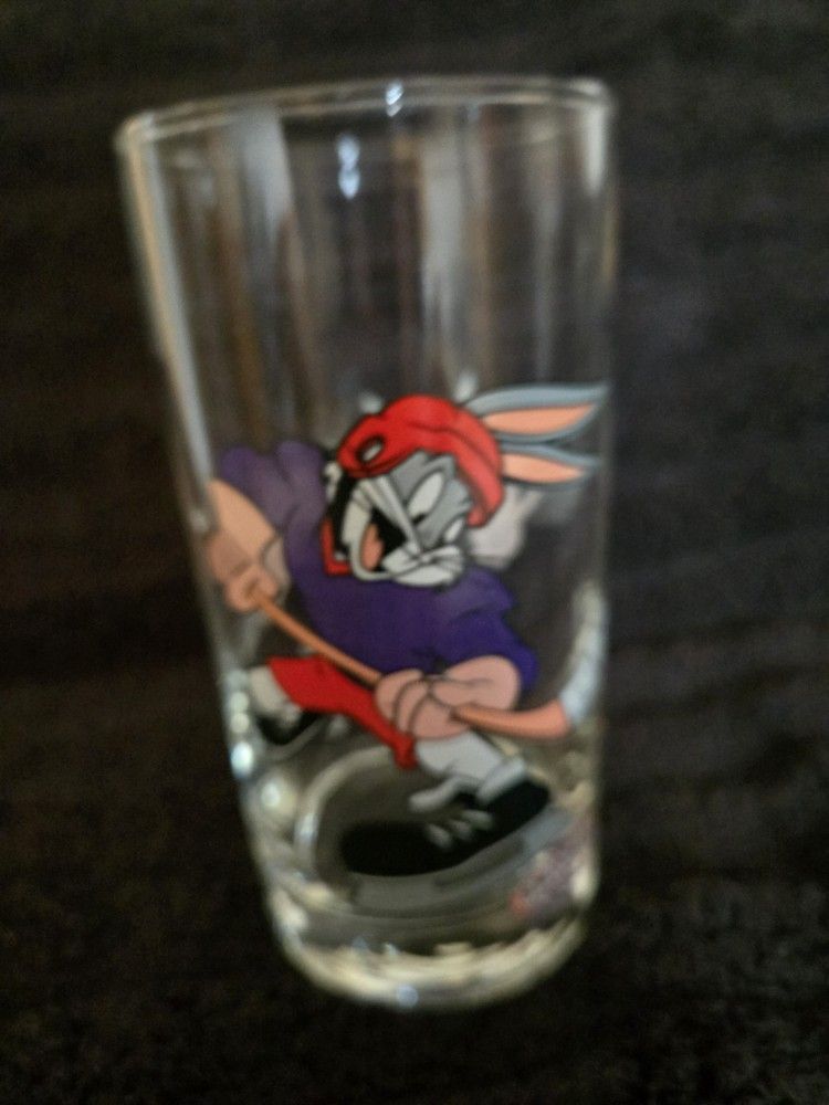 Vintage Warner Bros. Looney Tunes Glass