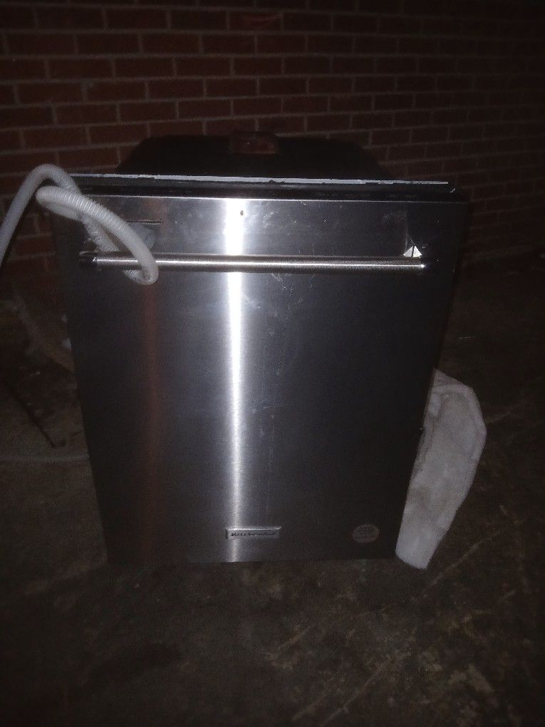 Kitchen aid Stainless Dishwasher