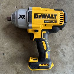 Dewalt High Torque 1/2" Impact Wrench (DCF899)