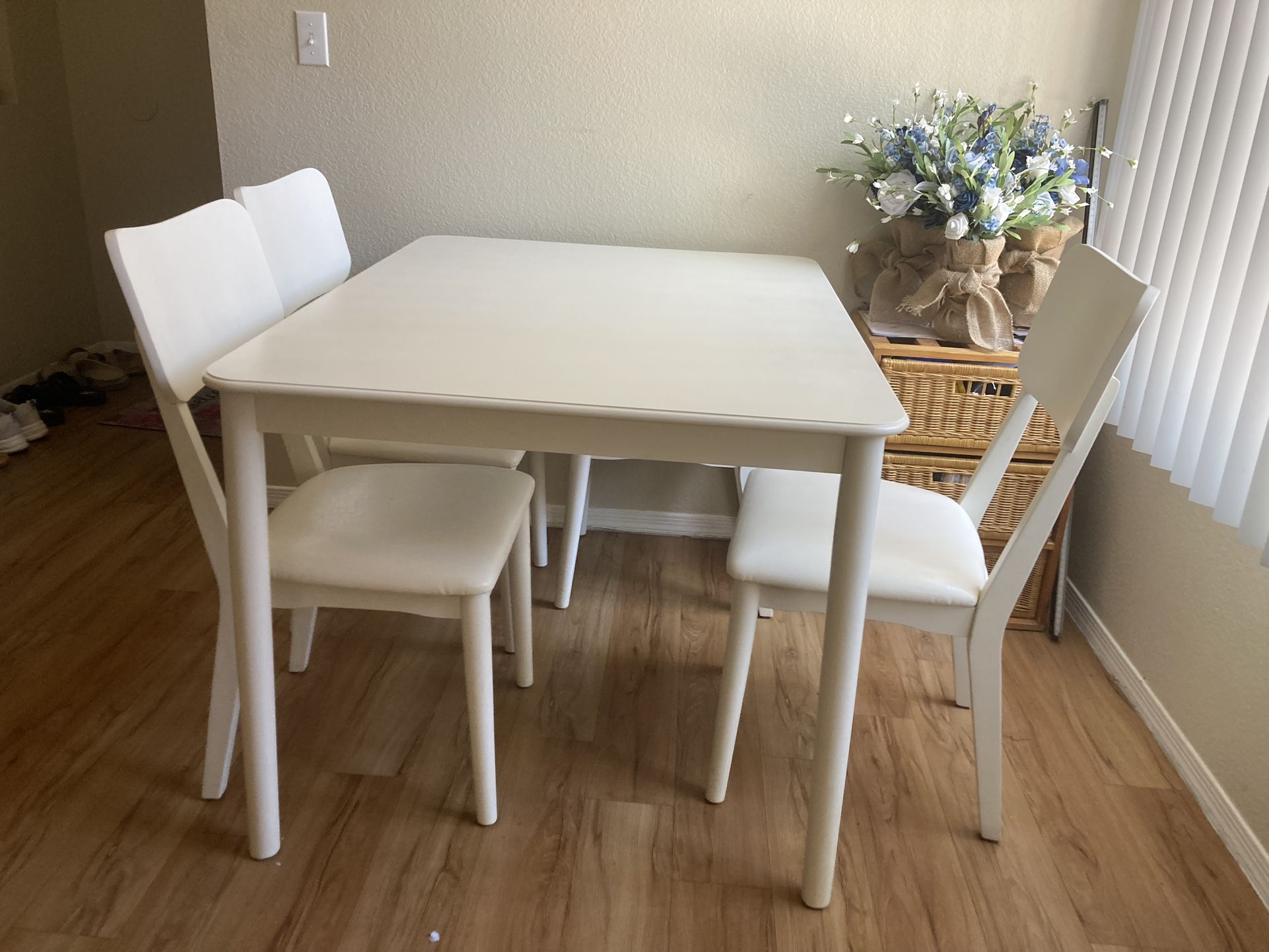 Dining Room Table Set