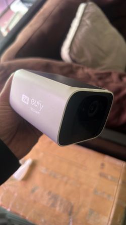2x eufy 2k solar security cameras
