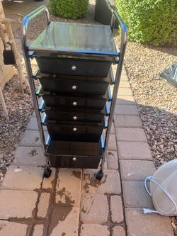 Make up storage