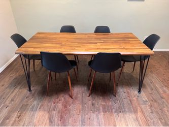 Dining Table + 6 chairs