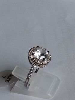 2.25ct.White Sapphire Ring. 7