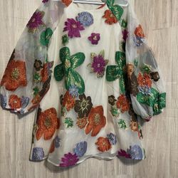 NEW! En Crème Floral Dress