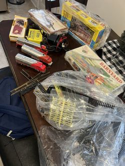 Vintage Train Toy Set With Accessories 